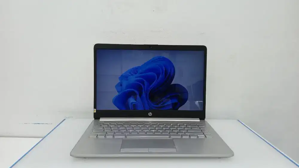 Hp 14s dk amd ryzen 3 3200u 8/256