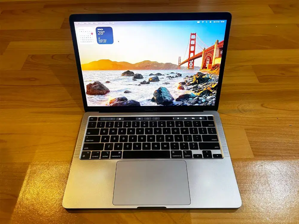 Macbook Pro 13 Inch 2020 M1 - 512 SSD (SALES)