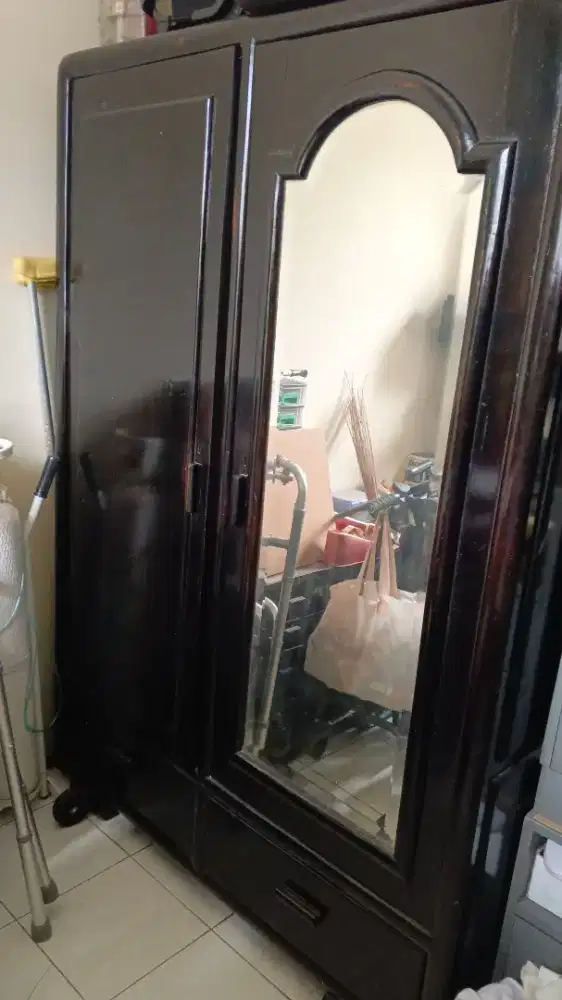 Lemari Kayu Jati 2 Pintu