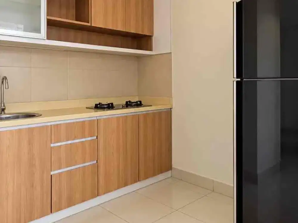 DISEWAKAN! Rumah Modernland Dalam Cluster – 3+1 KT | Semi Furnished | Clubhouse & Pool | Rp68 Jt/Tahun