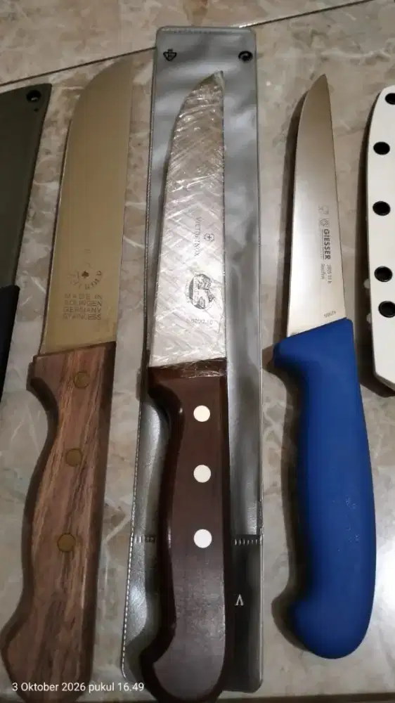 Pisau Sembelih Victorinox