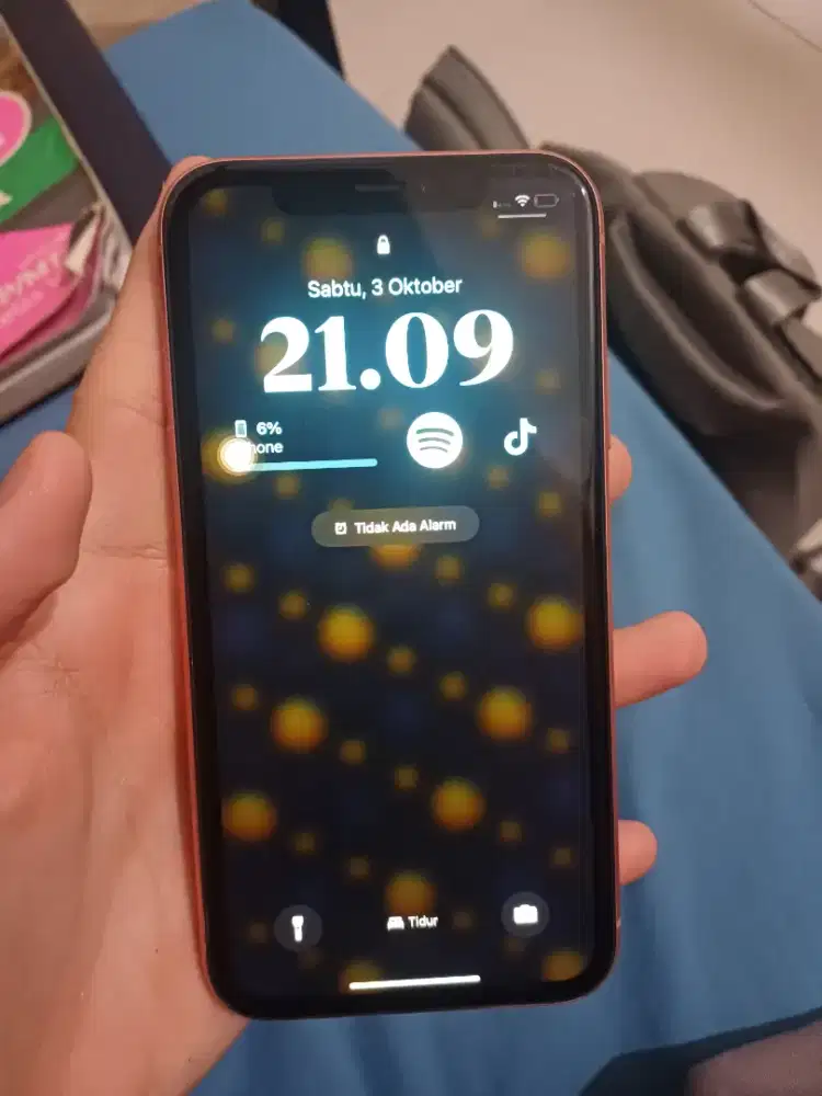 Ip xr free charger ori