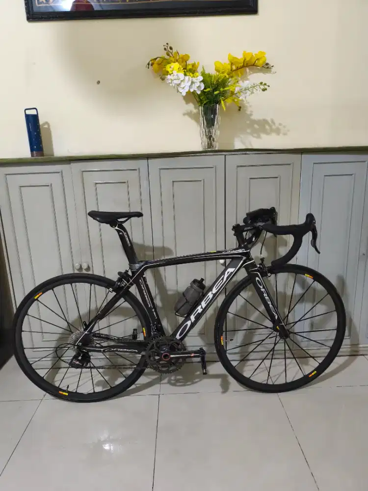 Sepeda roadbike orbea full karbon