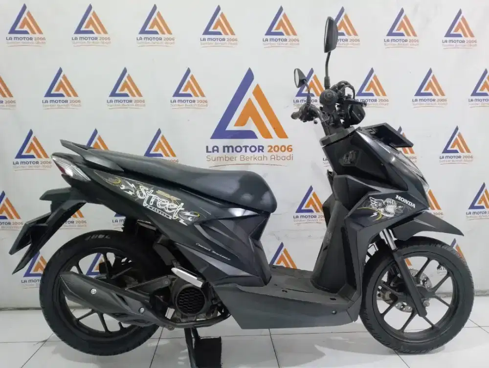 Honda Beat Street | Cash/Kredit