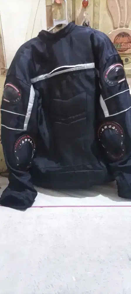jaket touring tebal dan hangat