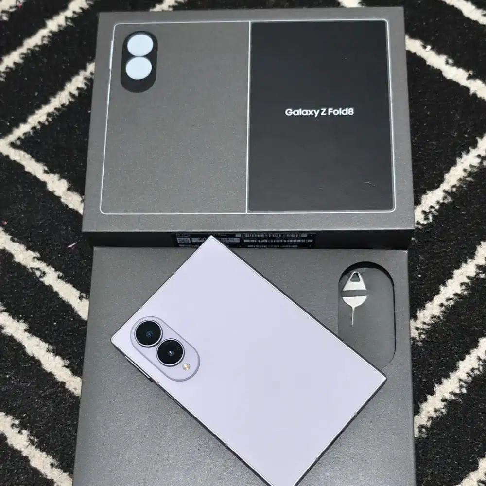 Galaxy Z Fold 8 12/256 Resmi 1 Bulan Pakai