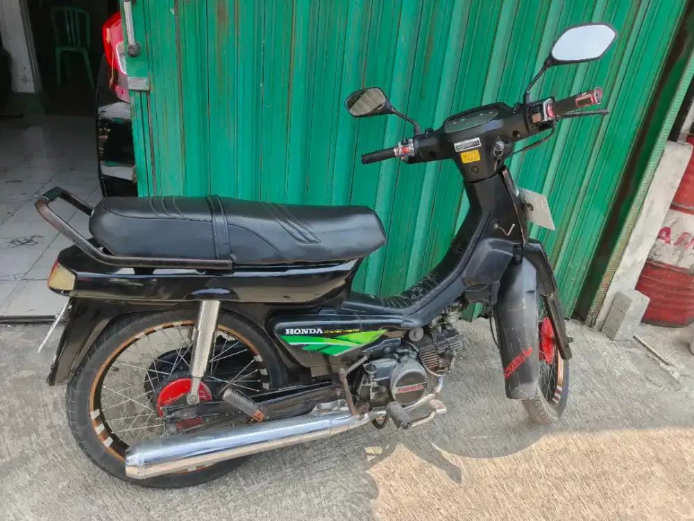 Honda Astrea grand THN 1996 plat AB Bantul
