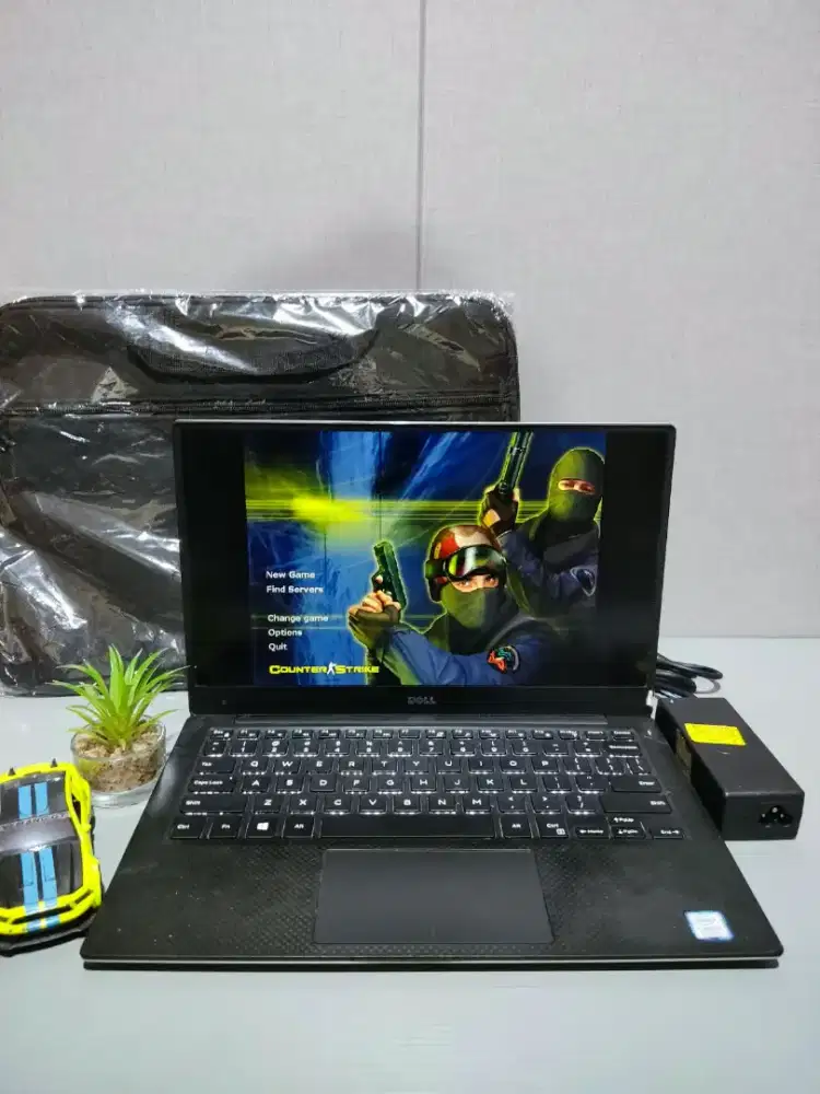 Laptop Branded SuperSlim Dell XPS 13 Core i7 Siap Pakai