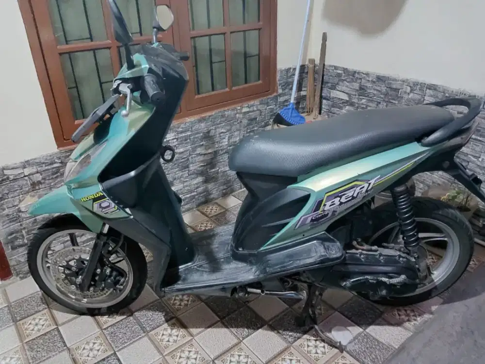 Honda motor beat karbu tahun 2012