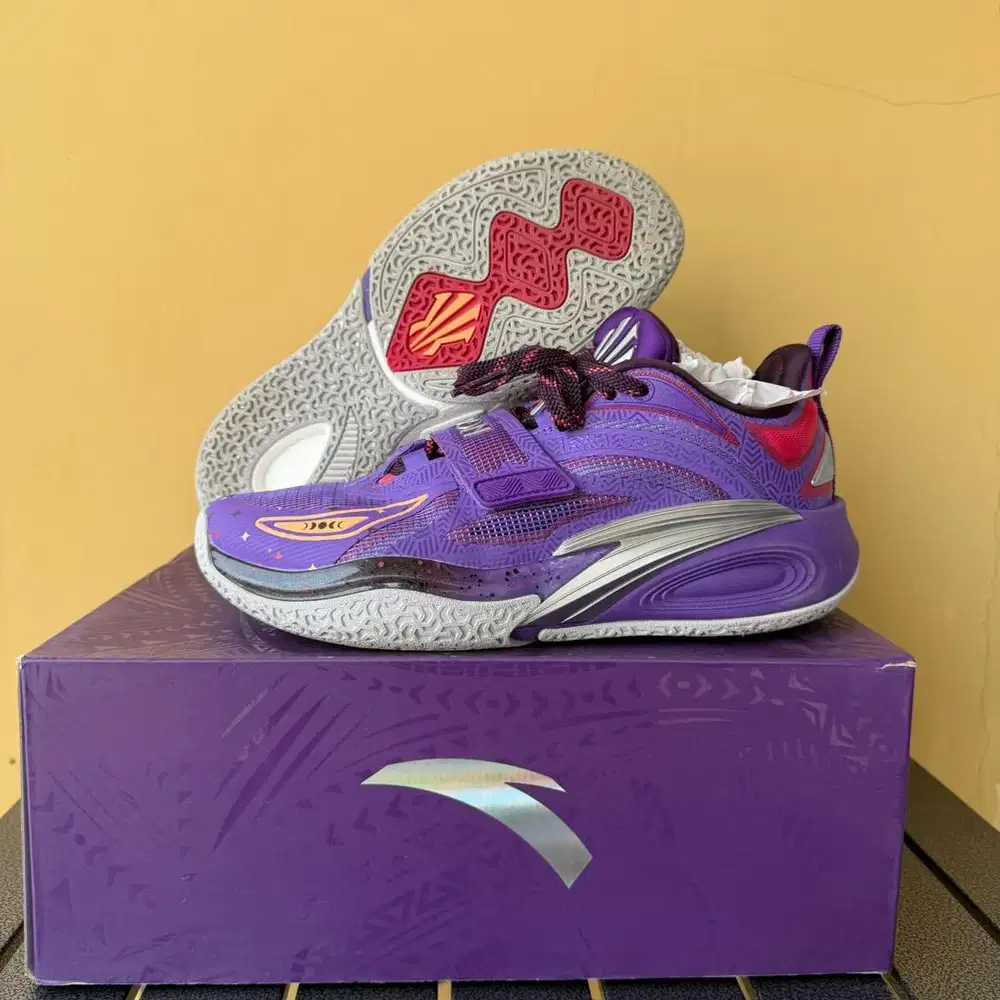 Sepatu Basket ANTA KAI 1 “Moon” – Kyrie Irving US 8.5