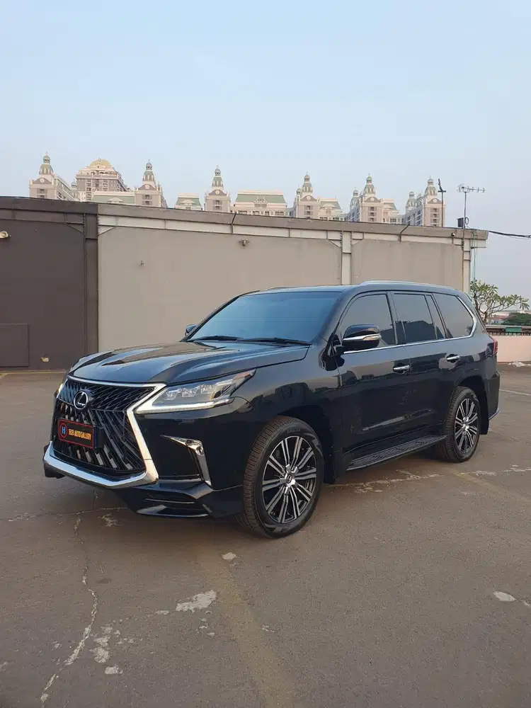 LEXUS LX570 FSPORT 2019