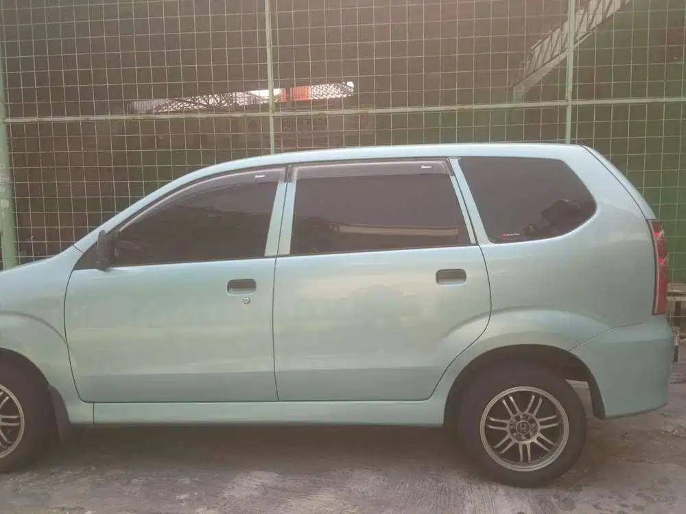 Daihatsu Xenia 2007 Bensin