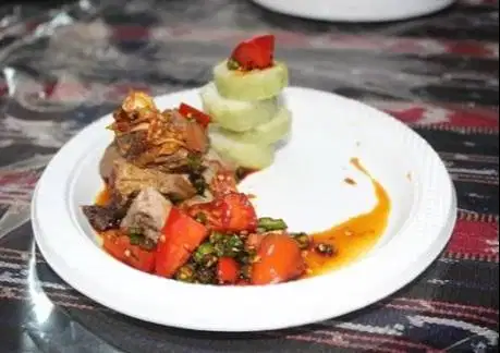paketan kambing guling utuh 1 ekor bisa 50 porsi layak pesta hajatan