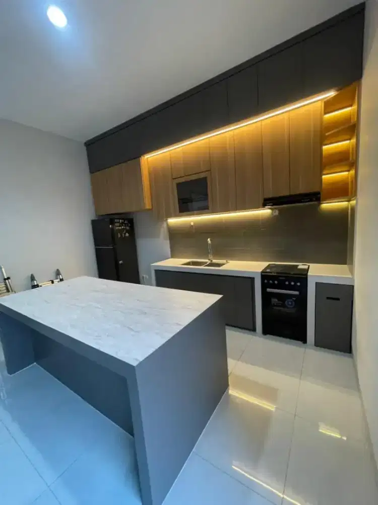 Kitchen set full plafon plus meja bar