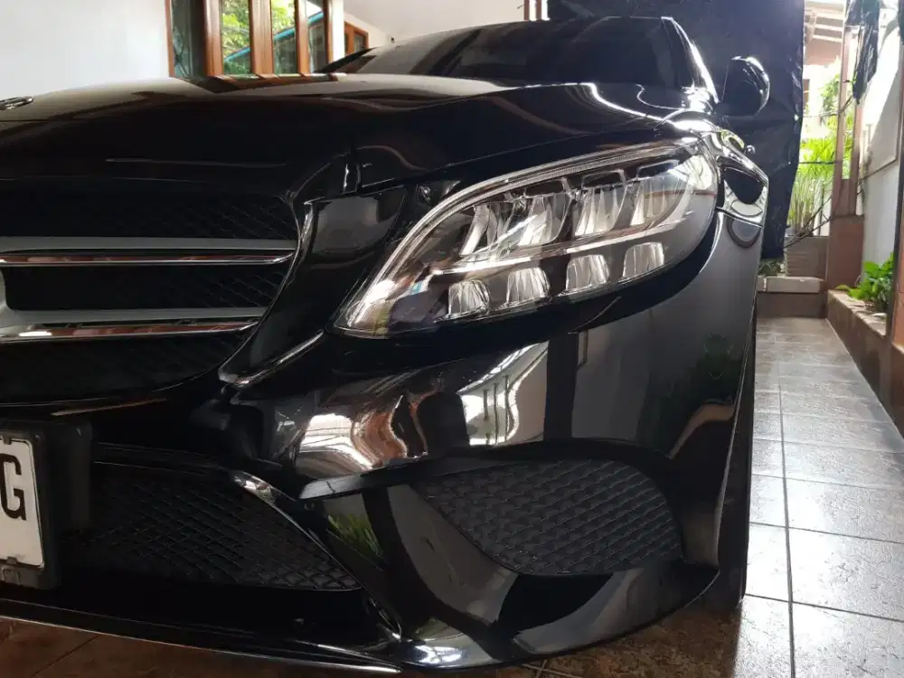 Mercedes benz c180 2022/21 full service record milik pribadi