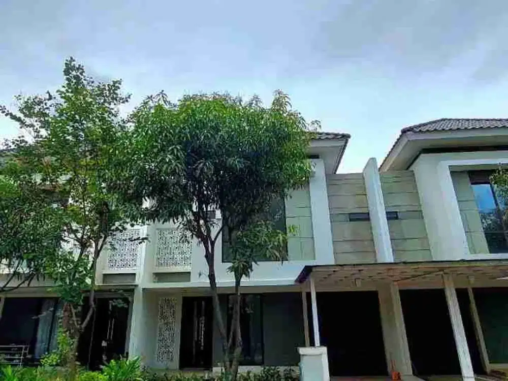 SUMMARECON RUMAH 2LANTAI MEWAH 3.3M NEGO.
