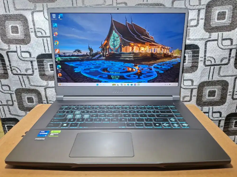 Msi Thin 15 Gaming Core i7 Garansi 2027 RTX 3050 Fullset ram 16gb jos