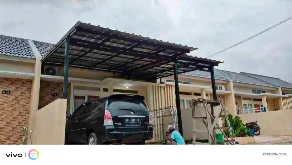 Pasang kanopi baja ringan