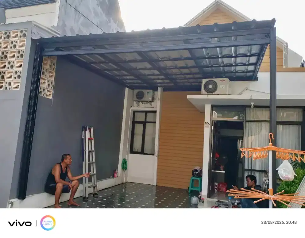 Pasang kanopi baja ringan