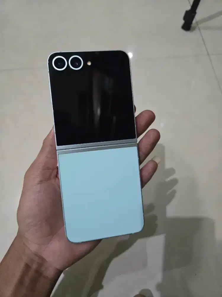 Samsung galaxy zflip6 12/256 fullset