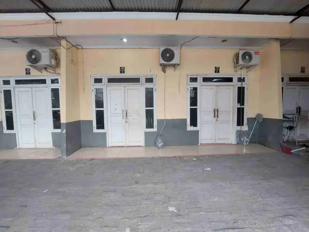Dijual Kontrakan 20 pintu+Tanah Kosong Kenanga Cipondoh  Tgr