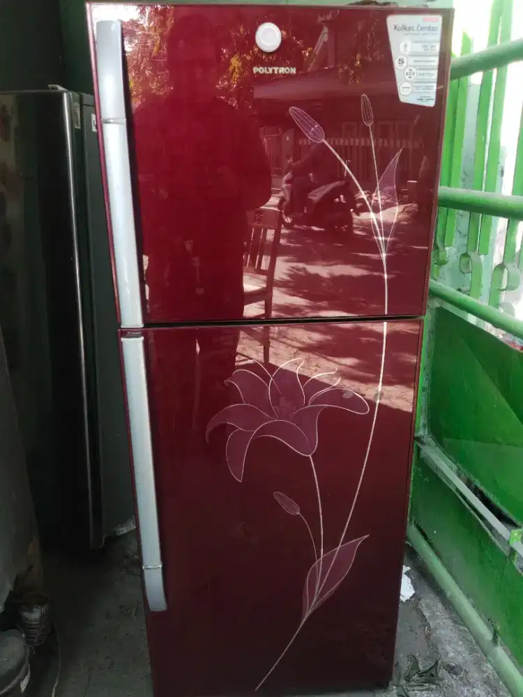 Kulkas 2 pintu polytron beleza normal dingin beku siap pakai