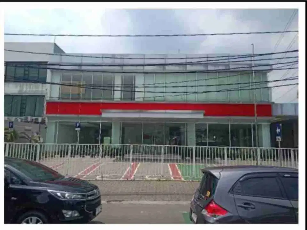 Dijual Ex Showroom dan Bengkel di Mampang, Jl. Warung Buncit Raya, Jakarta Selatan.