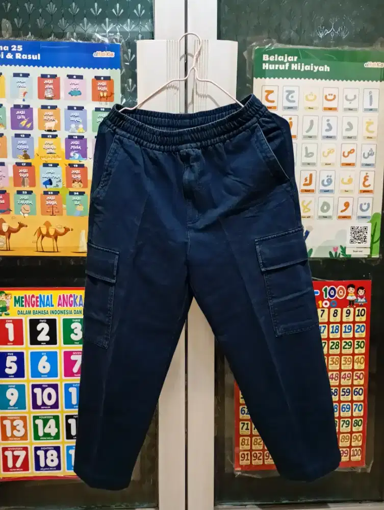 Celana Cargo Uniqlo Original Navy Blue size S Panjang 82cm