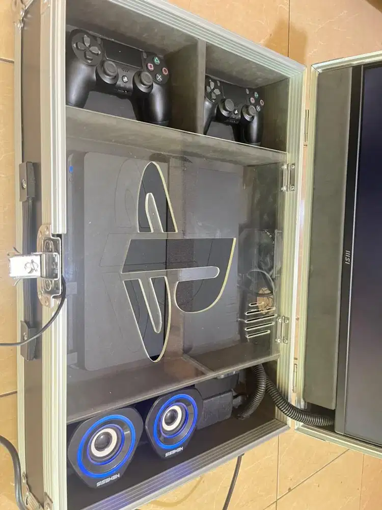 PS4 / PS 4 SLIM 1 TB FULL GAME + PLAYBOX