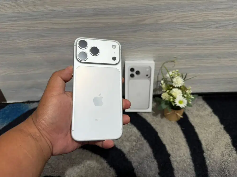 Iphone 17 pro max 256gb ibox mulus 1000% seperti bafu