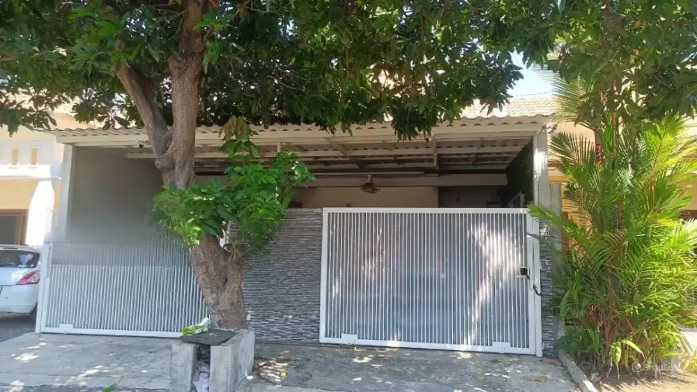 Rumah pantai mentari siap huni