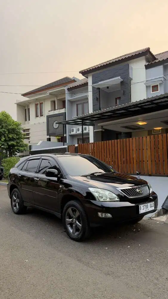 Toyota Harrier 2010 2.4 L Premium