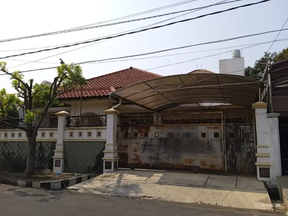 Manyar kartika lokasi strategis