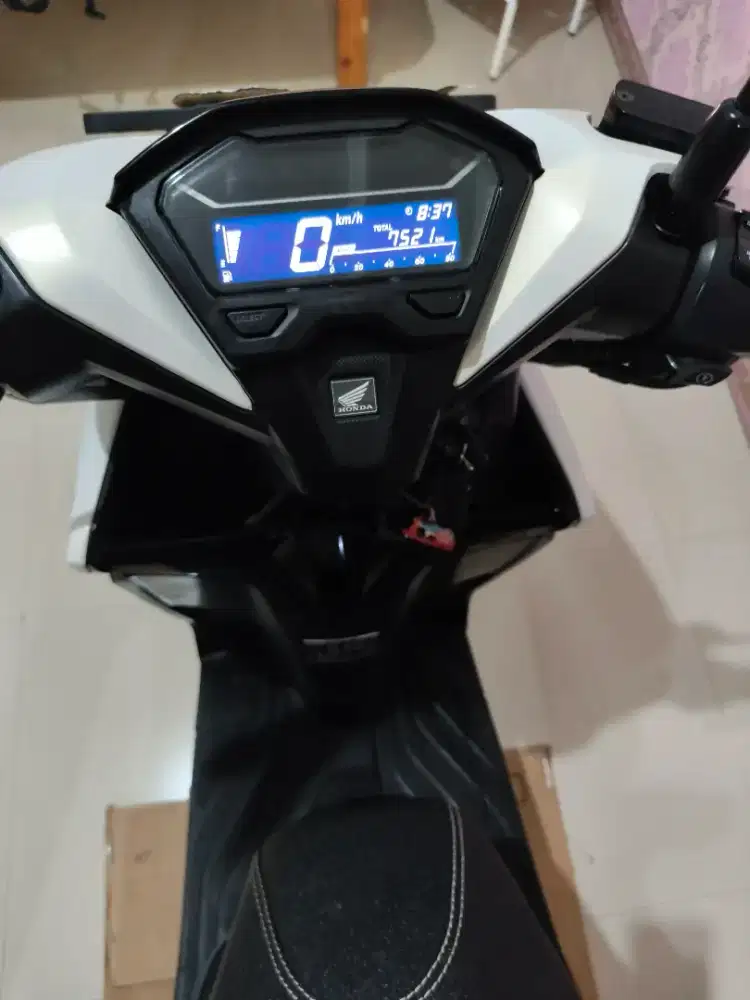 Honda Vario 125 eSP CBS 2022 White – Mulus Simpanan, Low KM!