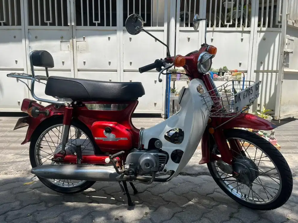Dijual Honda C70 merah, pjk hidup , siap pakai mulus