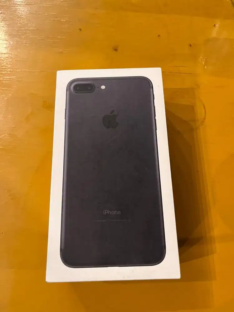 Iphone 7+ 128 Like New