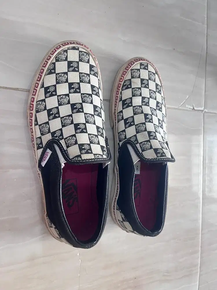 Sepatu Vans Checker Board