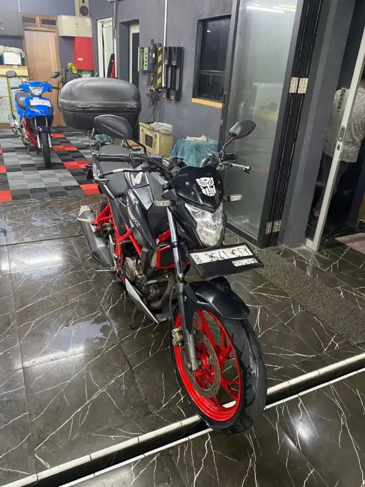Honda CB 150R StreetFire