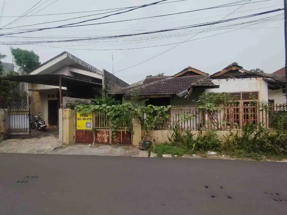 Dijual MURAH BANGET rumah tua hitung tanah di Pangkalan Jati Kec Makasar Jakarta Timur