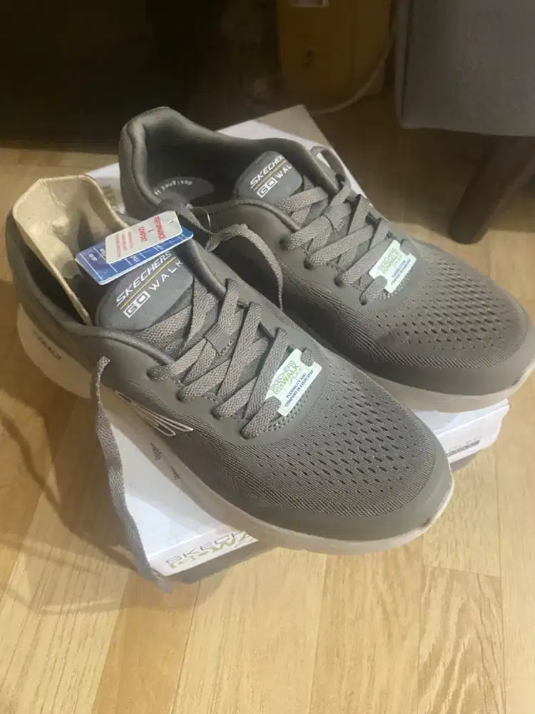 Sepatu Skechers