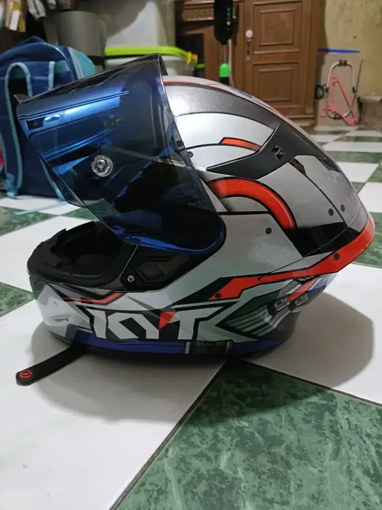 KYT TT Course Ukuran M