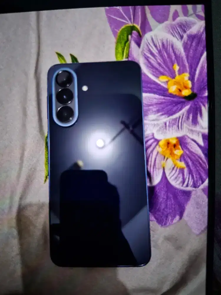 Dijual hp samsung a57 kondisi mulus & lengkap