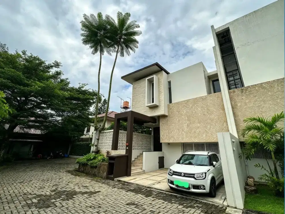 DIJUAL RUMAH 2,5 LANTAI SHM PONDOK LABU JAKARTA SELATAN LT 182 LB 286