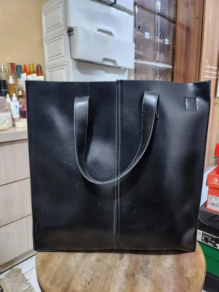 Tas ga pernah di pake jual muruh aja
