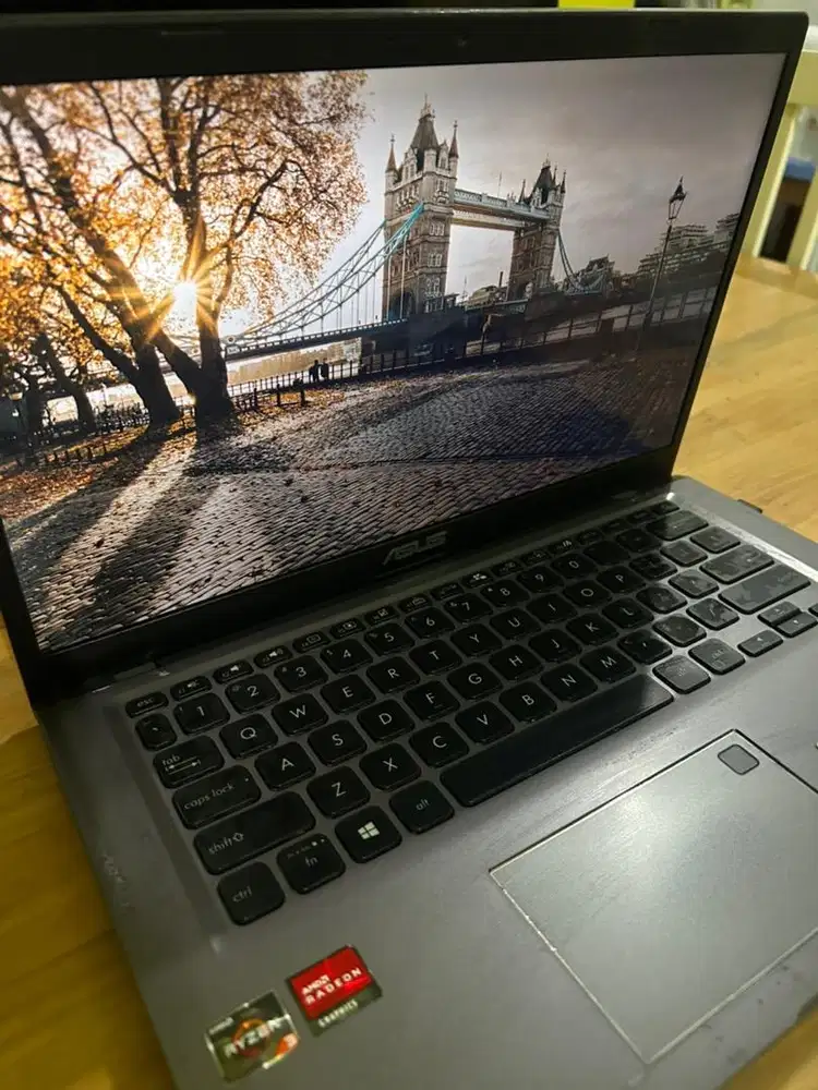 ASUS VIVOBOOK 14 M415DA RYZEN 3 | RAM 8GB | SSD 512GB