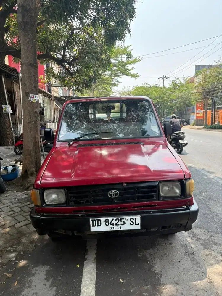 Kijang Super Pick Up