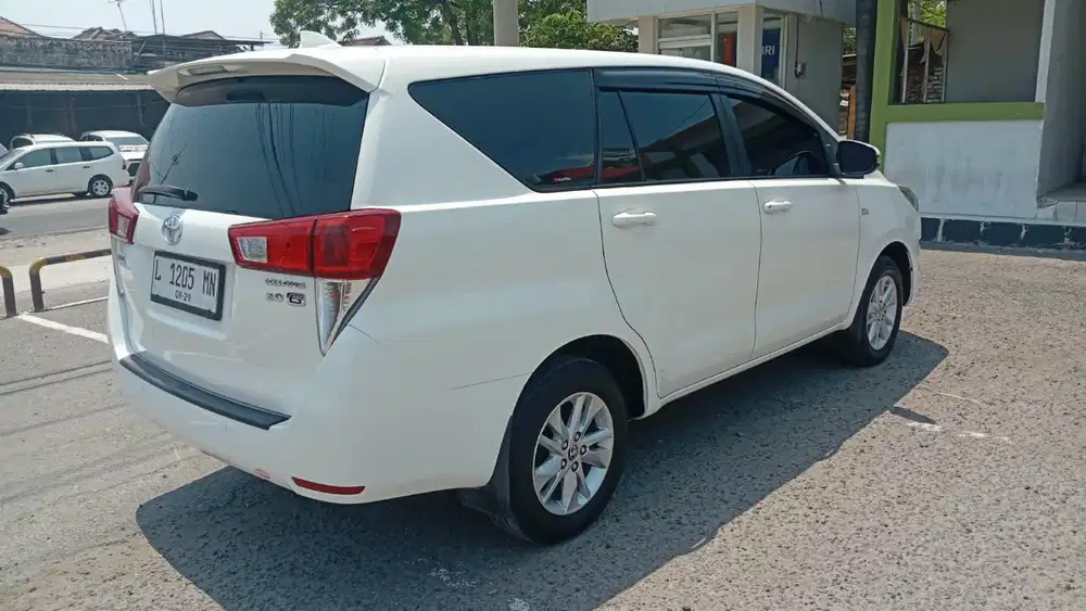 Dijual Innova G 2.0 Automatic 2019 Putih Plat L di Madiun
