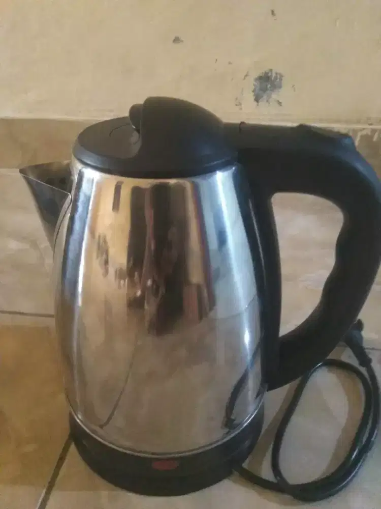 Di Jual  MAYAMA Teko Listrik Pemanas Air Stainless Otomatis Mati