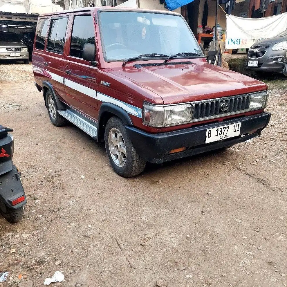 Kijang legend di jamannya