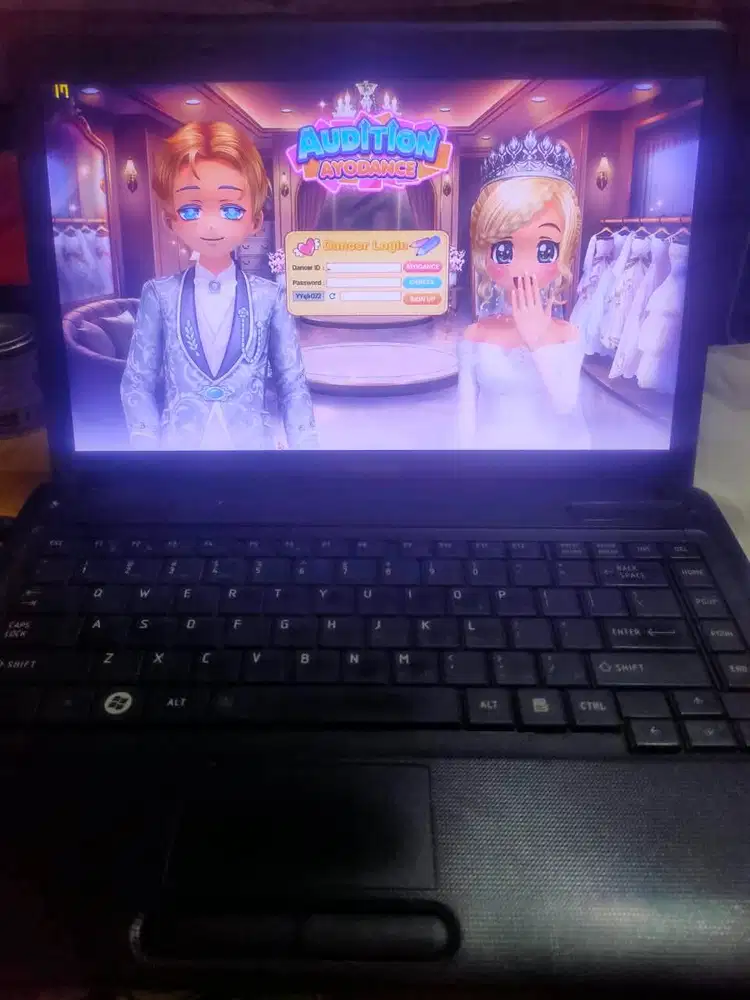 LAPTOP TOSHIBA B40-A INTEL PENTIUM B950 RAM 4GB HDD 320GB